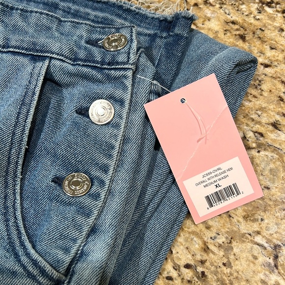 JUICY COUTURE DENIM WIDE LEG OVERALL WITH RELEASE HEM in Medium Wash XLarge - Picture 7 of 11